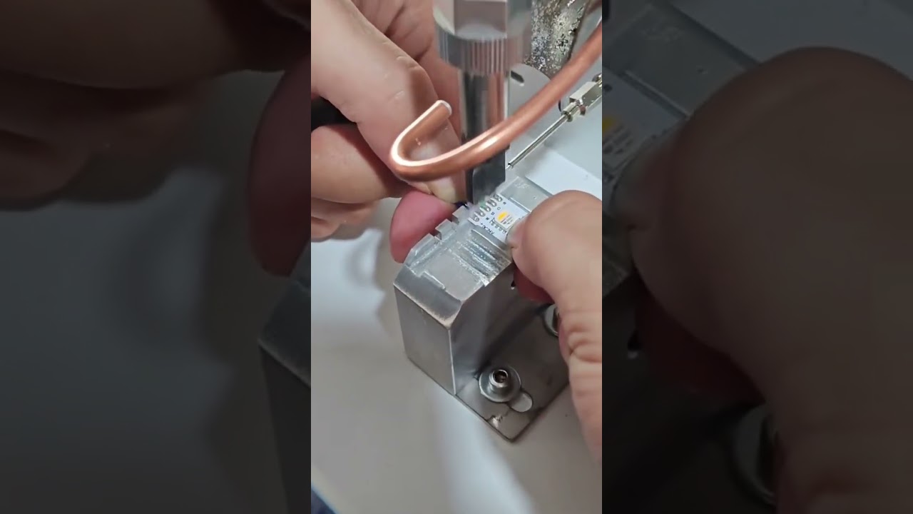 Semi-Automatic Soldering Machine for 5-Point Simultaneous Solder Joints