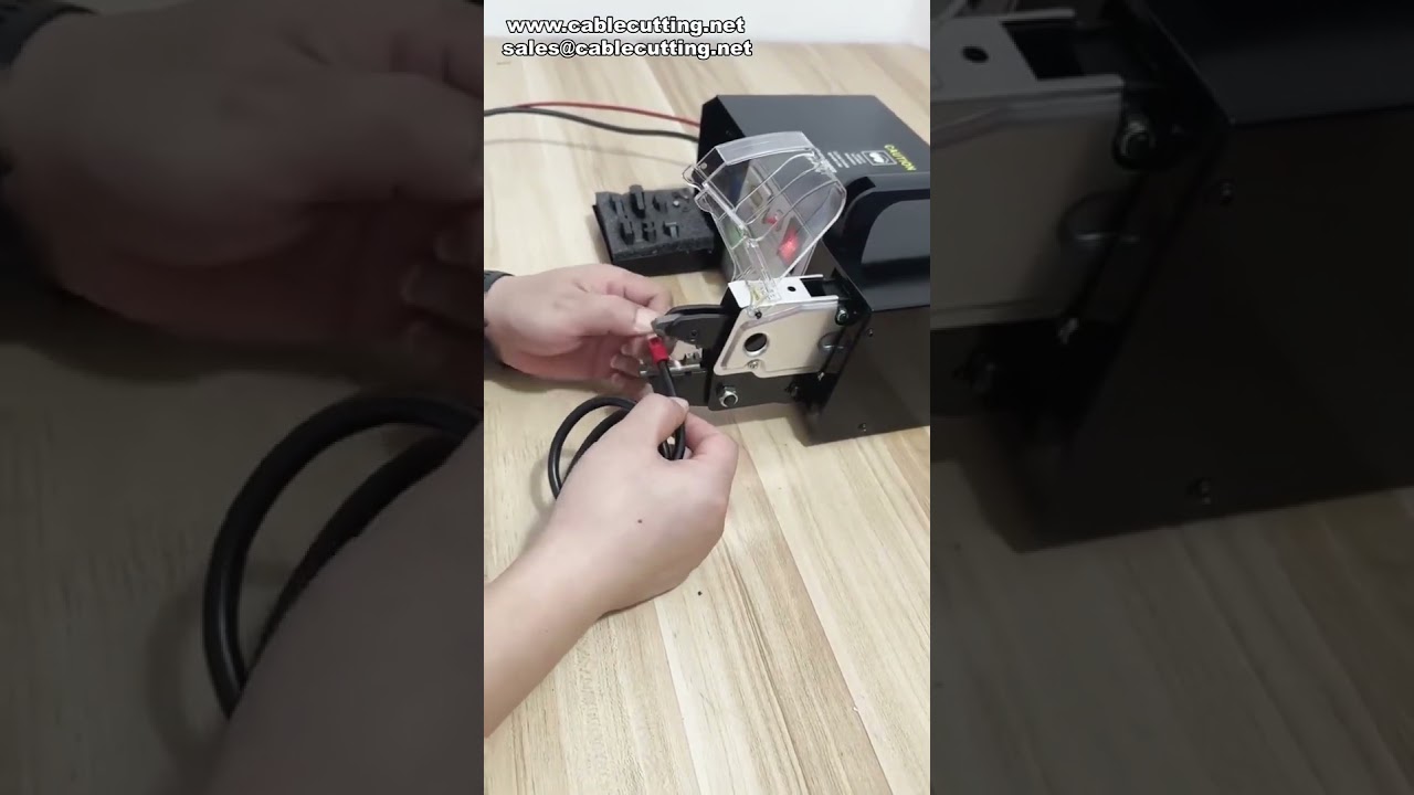 Electric Terminal Crimping Machine RV8 4 Terminal Crimping