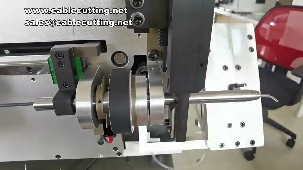 3D bending machine, 2 6 square wire bending machine, wire harness stripping bending machine   副本