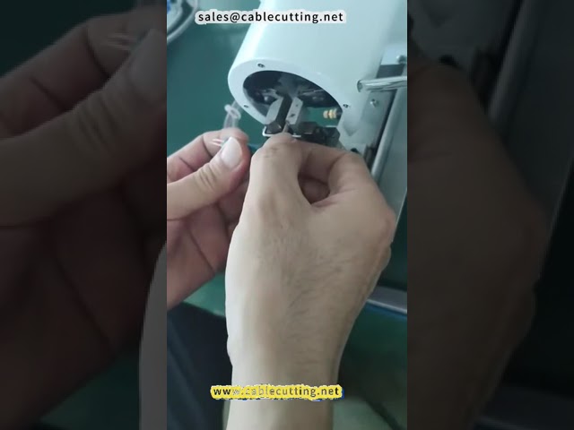 Automatic Wire Stripping And Twisting Machine