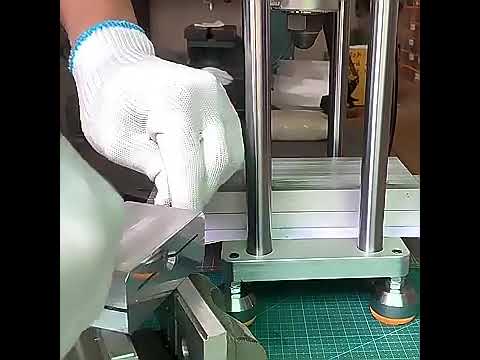 PP PE PC Plastic Injection Molding Machine 302-611-cm Small Size Manufacturing