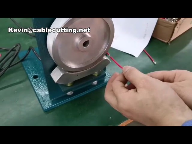 Rotary Type Semi-Automatic Wire Stripping and Twisting Machine