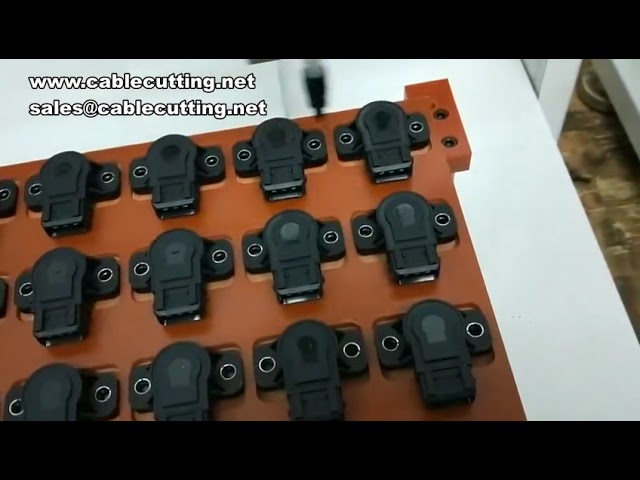 Automatic Three-Axis Locking Screwing Machine for Industrial Assembly