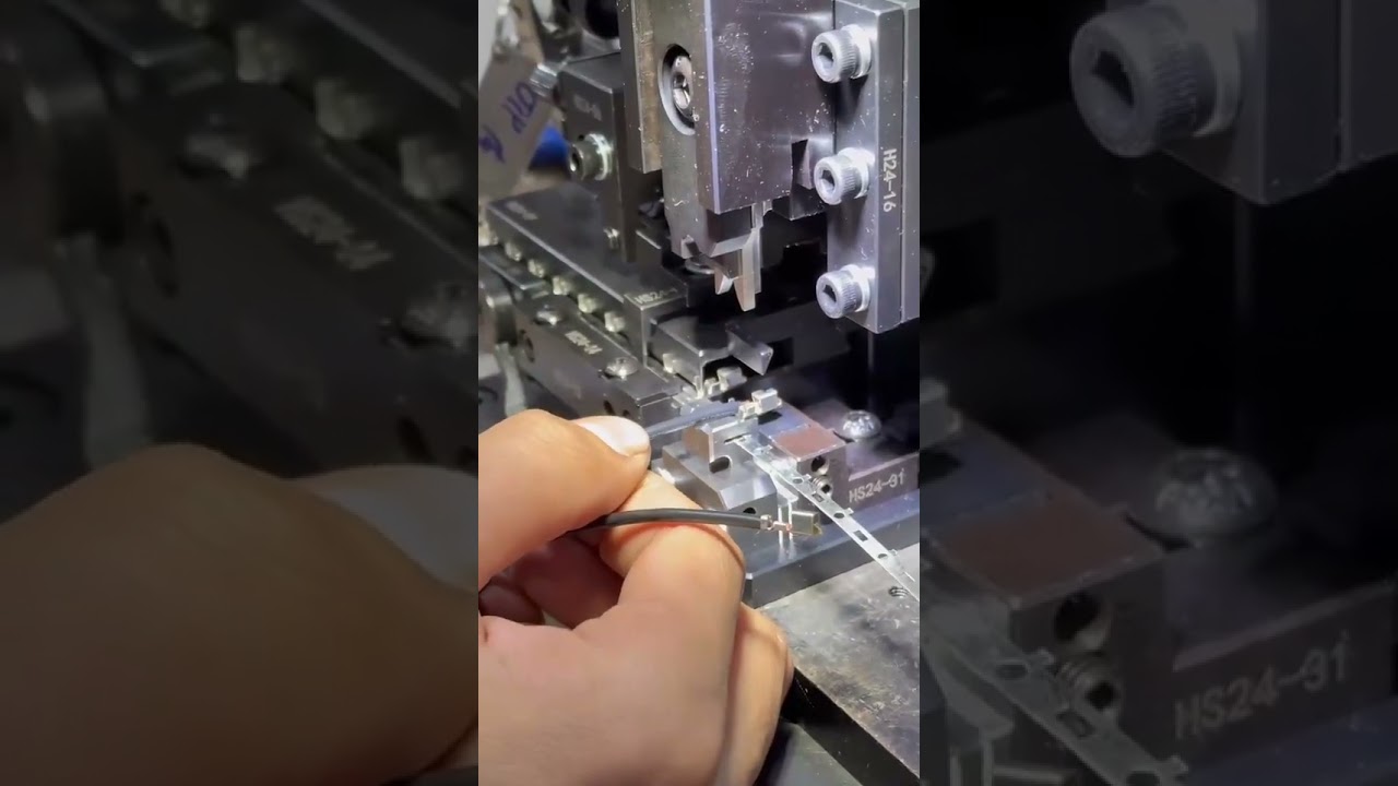 Korean Mechanical Pneumatic Horizontal Vertical Terminal Applicator, 30mm Stroke, Phosphating Blacken