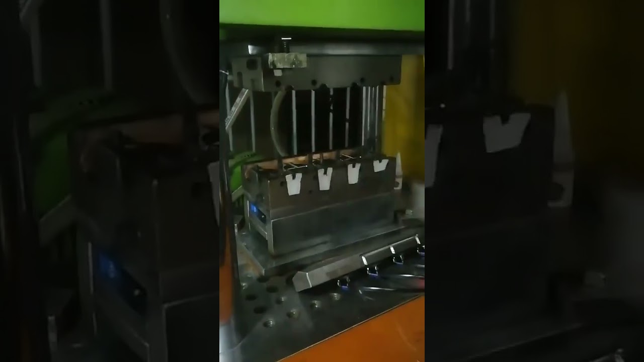 CE Certified Vertical Automatic Mobile Phone Back Cover Making Machine