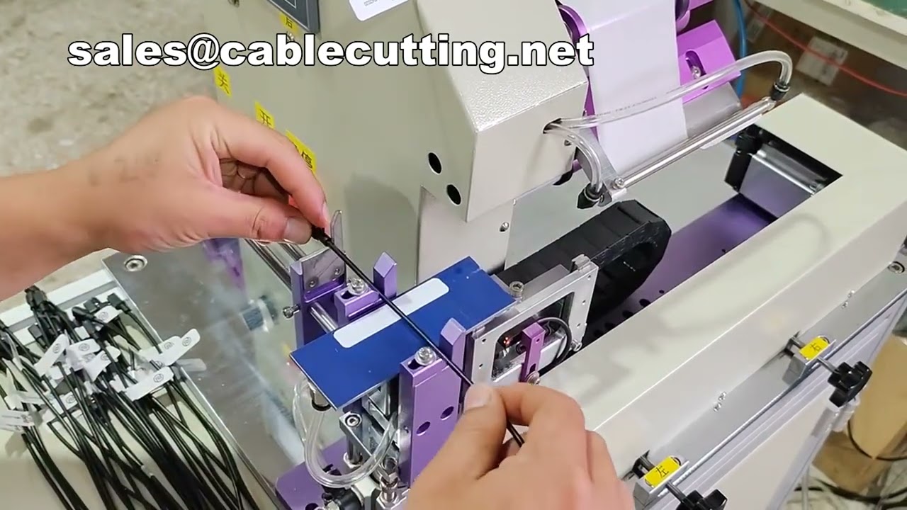 Wire Fold-Over Labeling Machine | Flag Label Applicator