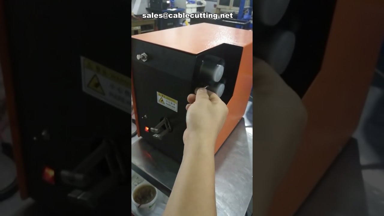 Shielded Wire Cable Reversing Brushing Machine for Factory Automation