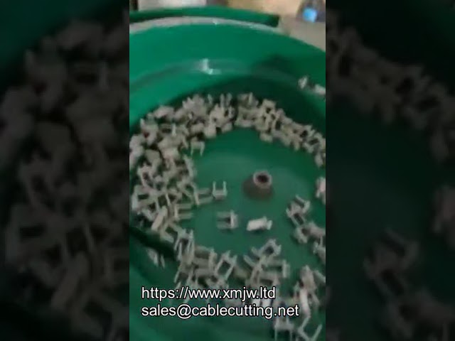 Automatic Plug Insert Crimping Machines For French Plug And Mid East Plug Making Machine