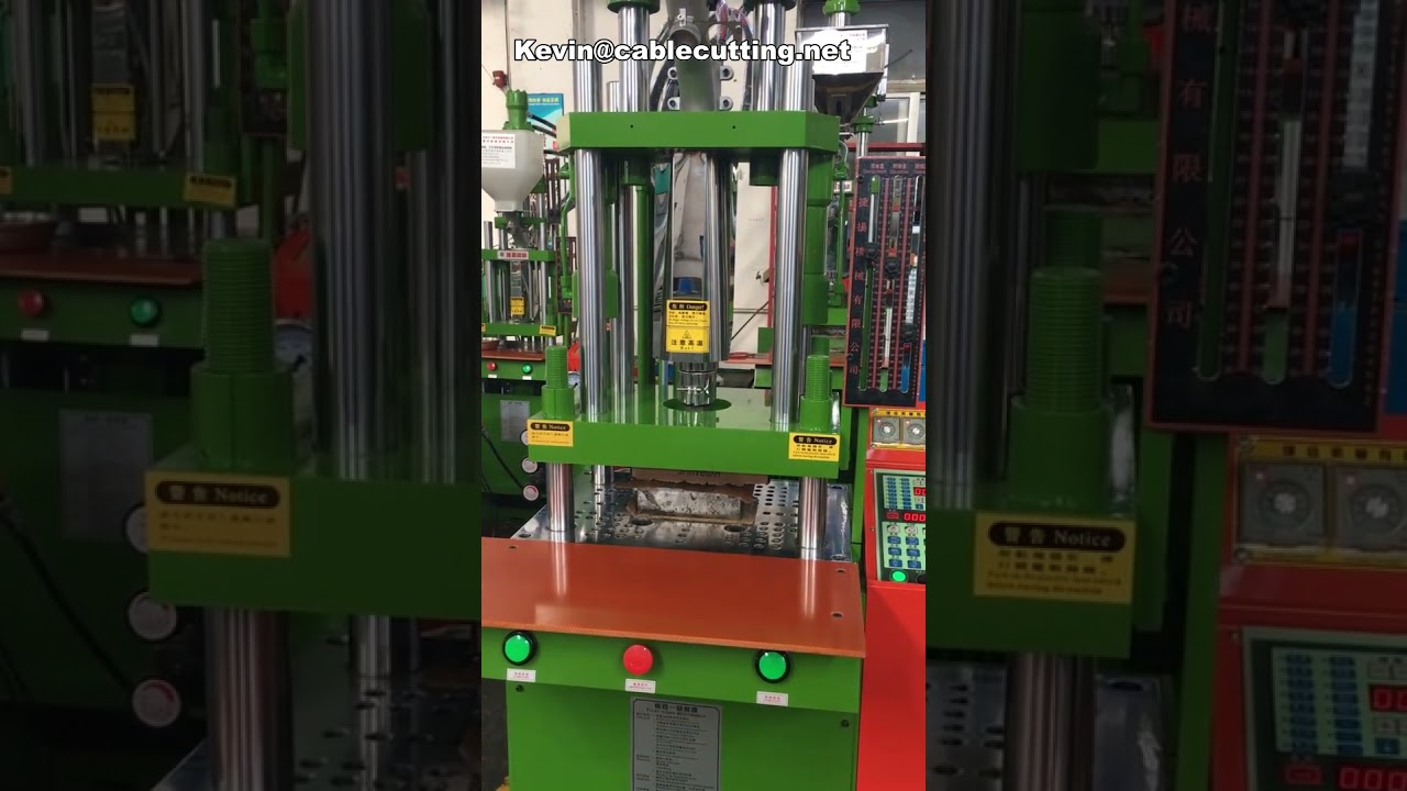 High-Precision Plastic Toy Injection Molding Machine
